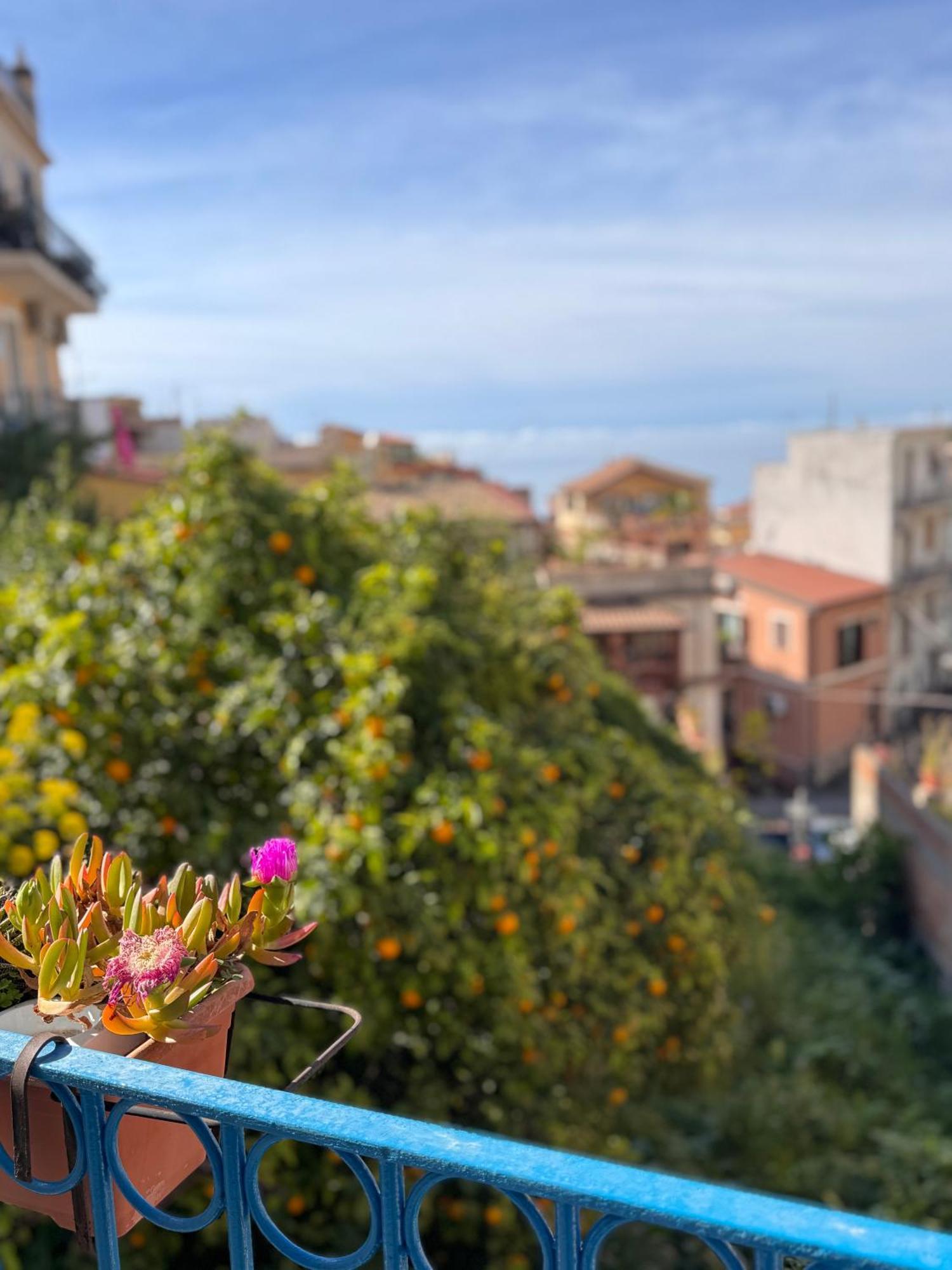 Taormina'S Sun Bed and Breakfast Buitenkant foto