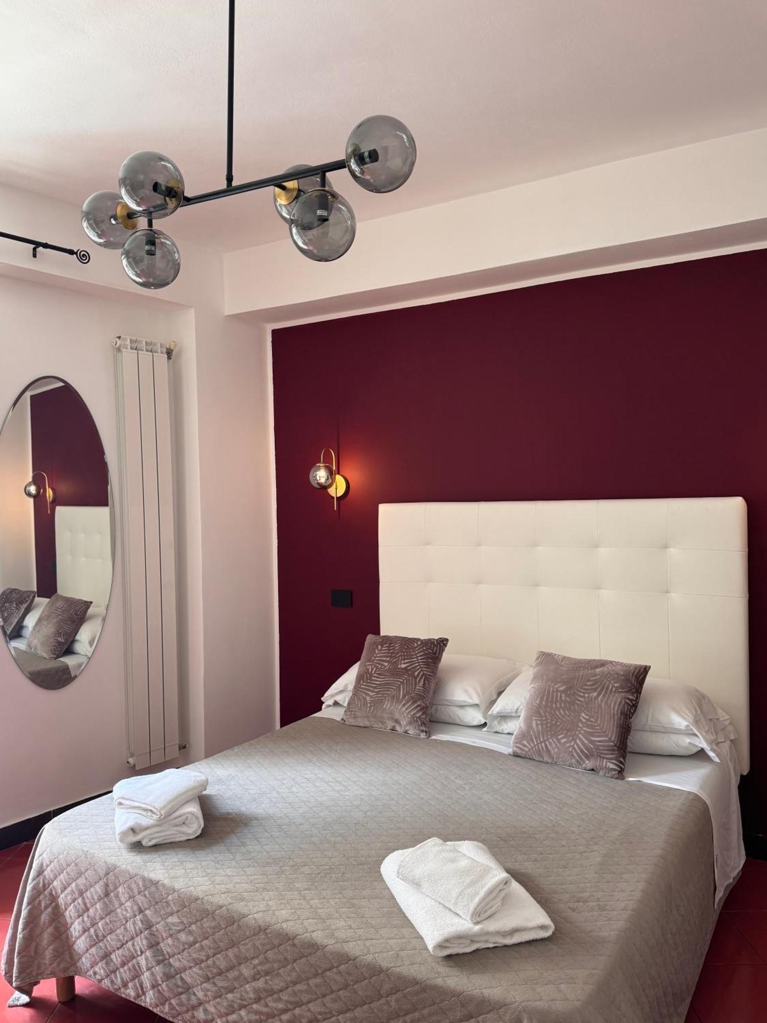 Taormina'S Sun Bed and Breakfast Buitenkant foto